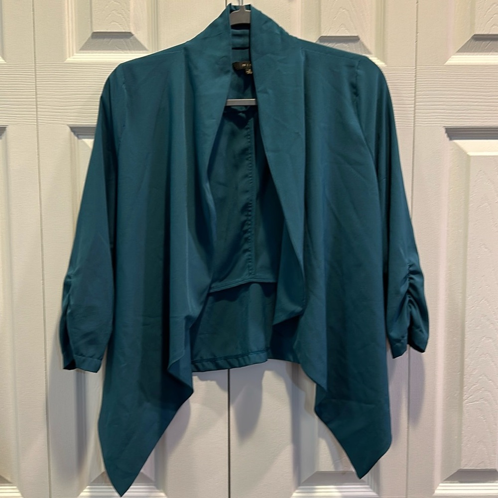 Teal top